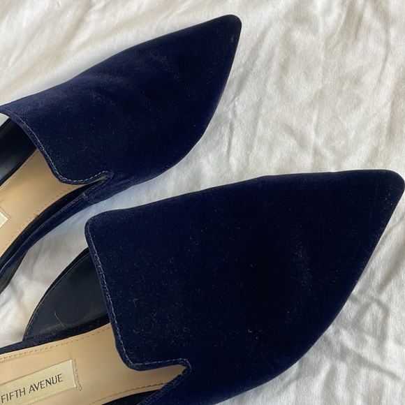 Saks Fifth Avenue Navy Velvet Mule Slides 7.5 - Picture 2 of 3